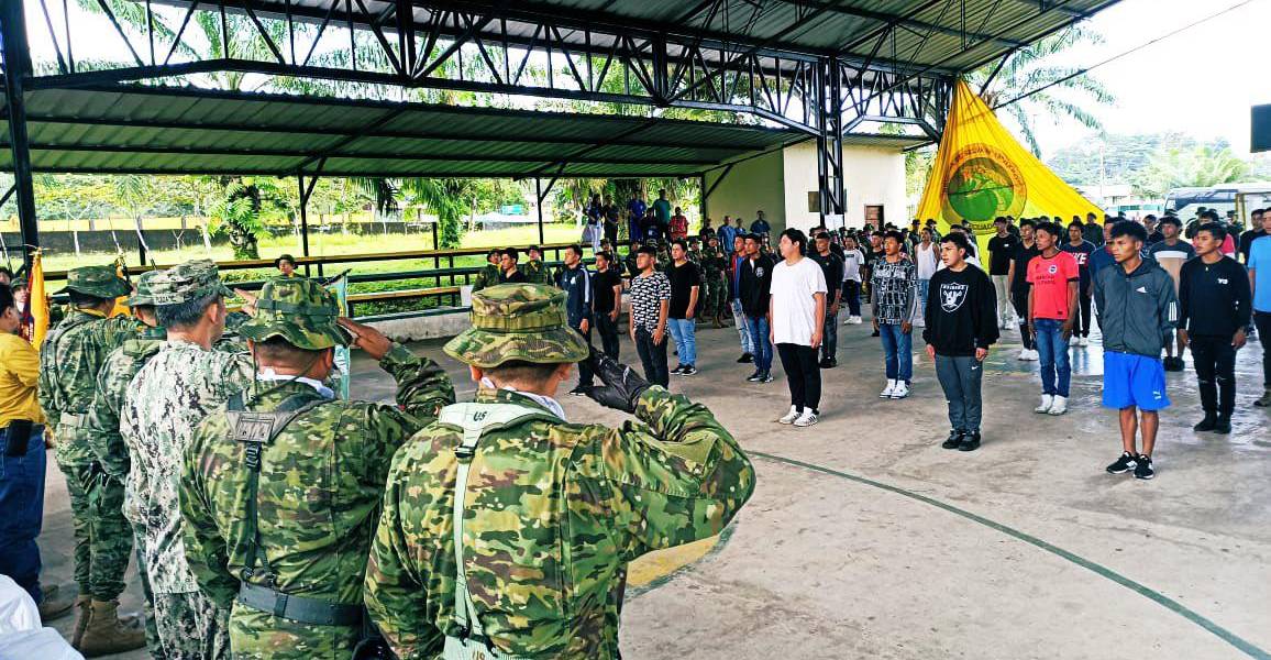 Al menos ocho mil jóvenes se inscribieron al proceso de acuartelamiento en Ecuador