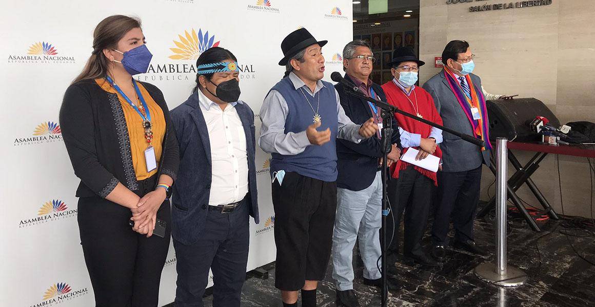 5 de los 9 legisladores de Pachakutik acudieron a la convocatoria de Conaie
