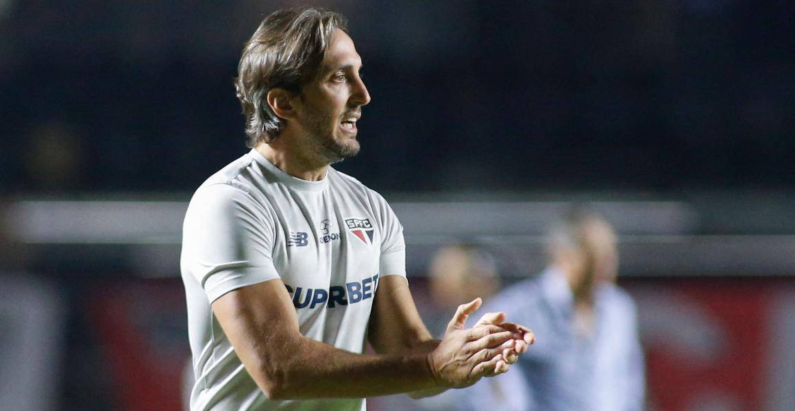 Esta es la cláusula que la FEF deberá pagar al Sao Paulo para contratar a Luis Zubeldía