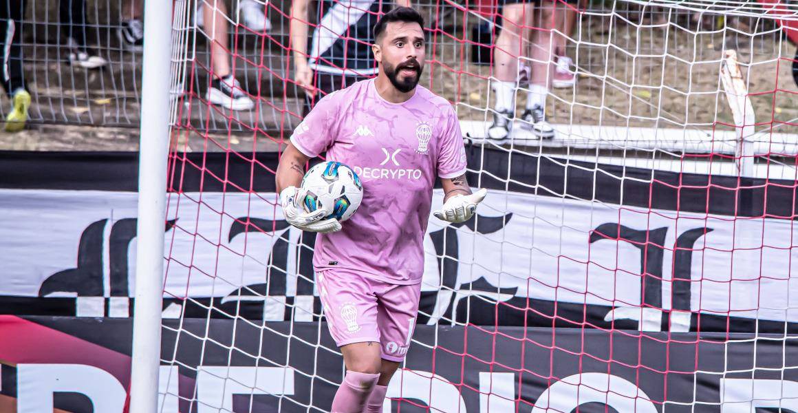 Hernán Galíndez brilló en empate de Huracán contra San Lorenzo