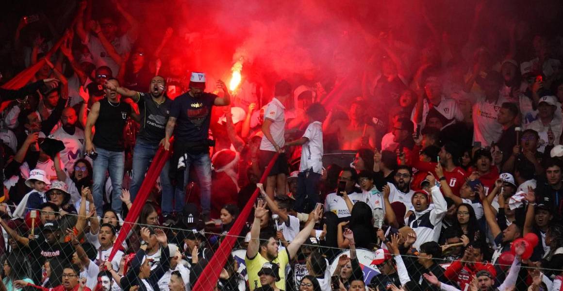 Liga de Quito fue multado y deberá pagar USD 85 700 por el mal comportamiento de sus hinchas