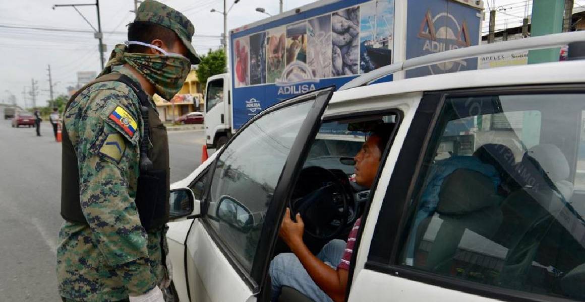 Militares patrullan zonas conflictivas de Guayaquil ante crecimiento de delincuencia