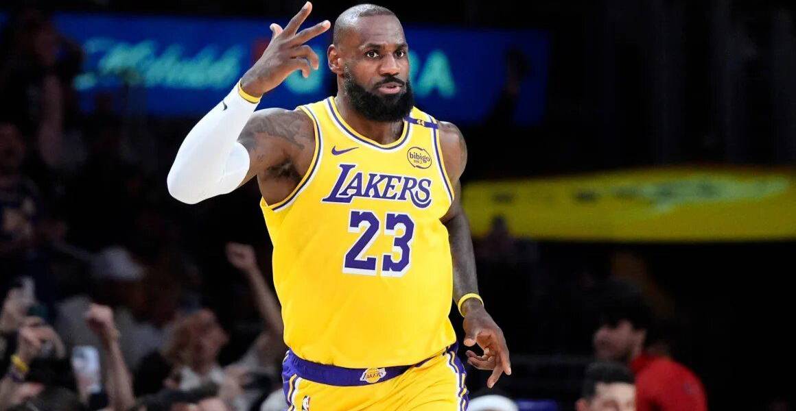 LeBron James, primer jugador de la historia de la NBA en anotar 50 000 puntos