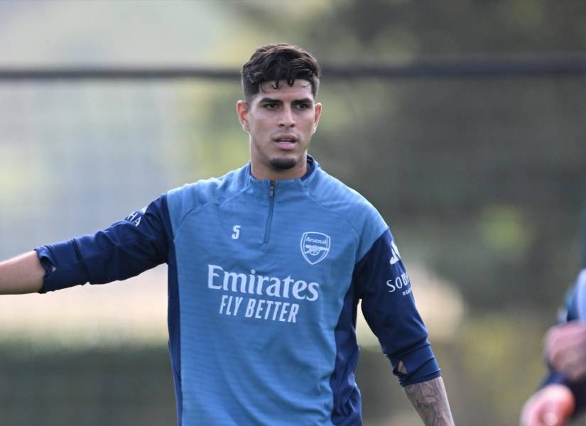 Piero Hincapié realizó su primer entrenamiento con el Arsenal.