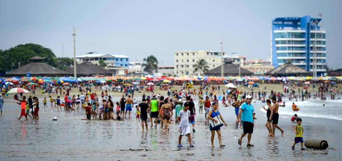 Reservaciones en playas del país son canceladas por restricciones
