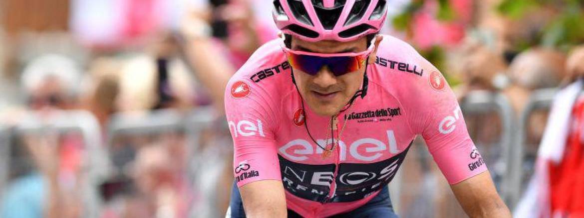 Richard Carapaz sigue liderando el Giro de Italia 2022.