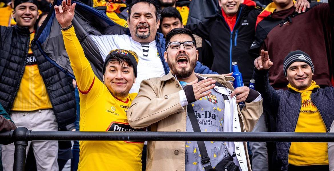 Noche Amarilla 2024: se reporta presencia masiva de hinchas de Barcelona en Quito