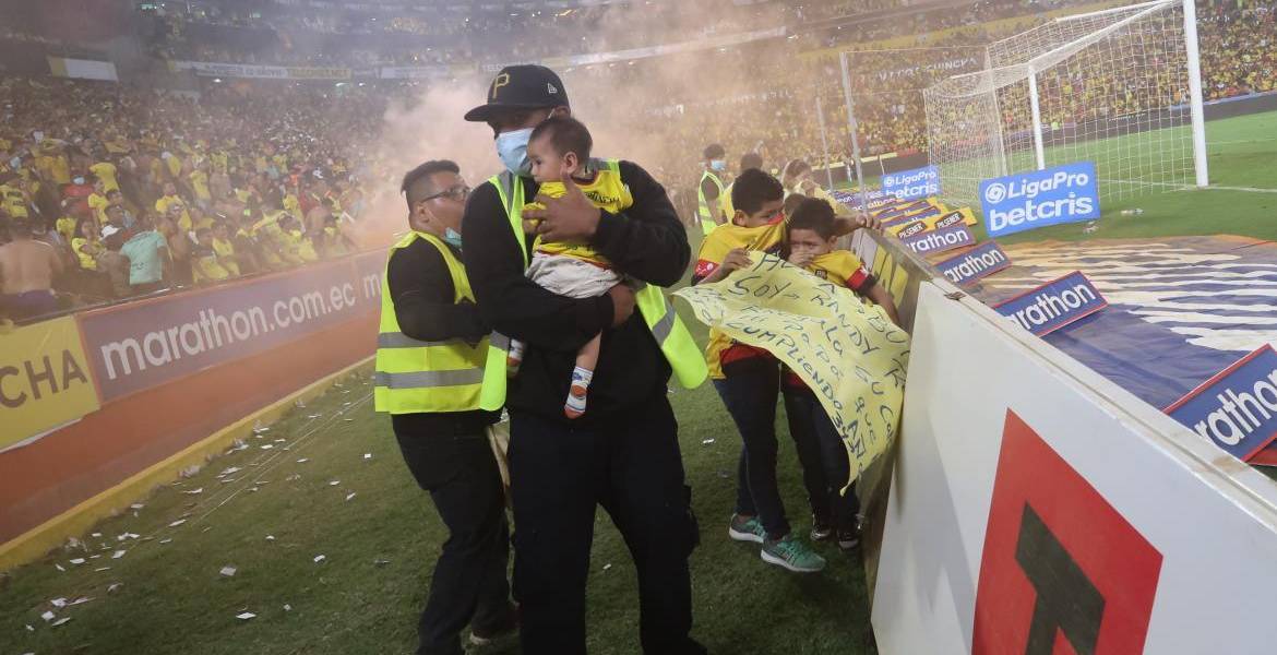 Barcelona SC pide disculpas por los actos violentos sucedidos en el Clásico del Astillero