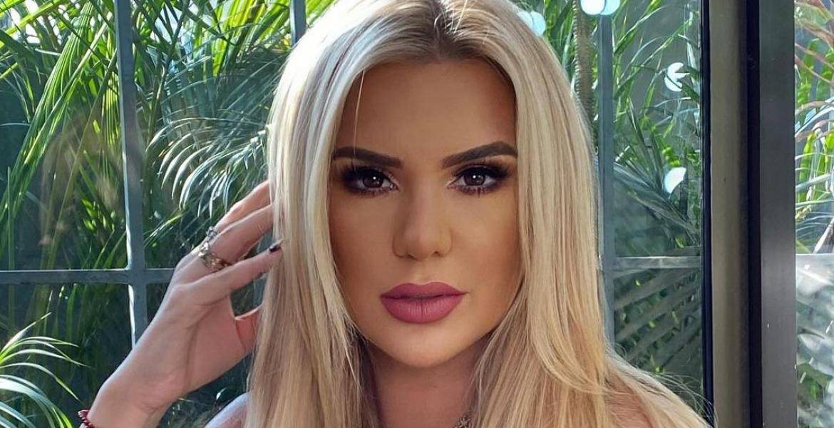 Machala ya tiene una nueva Reina, pero el vestido de Carolina Jaume se llevó toda la atención