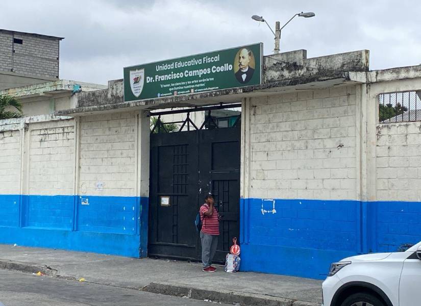 Las clases en la jornada matutina fueron suspendidas, mientras que la jornada vespertina desarrollará su jornada de manera virtual.