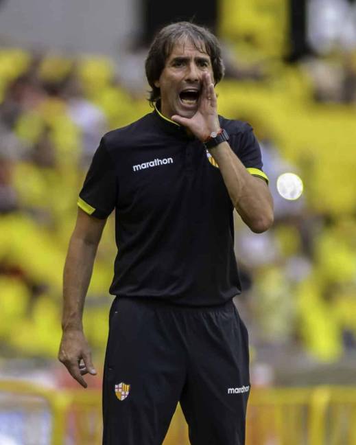 Guillermo Almada como director técnico de Barcelona SC.