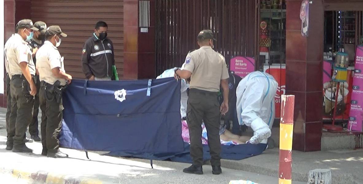Asesinan a una pareja en La Libertad; además tres personas resultaron heridas