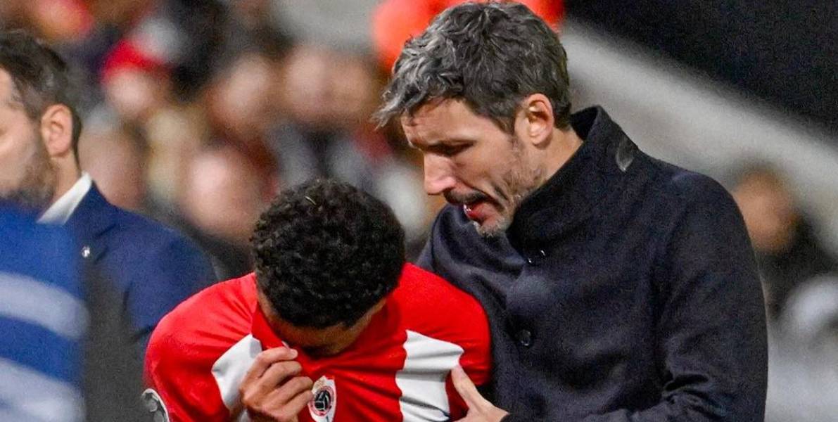 Anthony Valencia sufrió una fractura de peroné en la Champions League