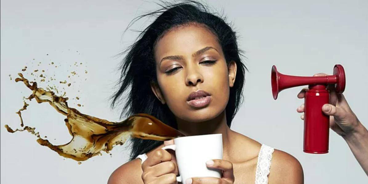 3 hábitos cotidianos que te agotan sin que te des cuenta (y cómo combatirlos)