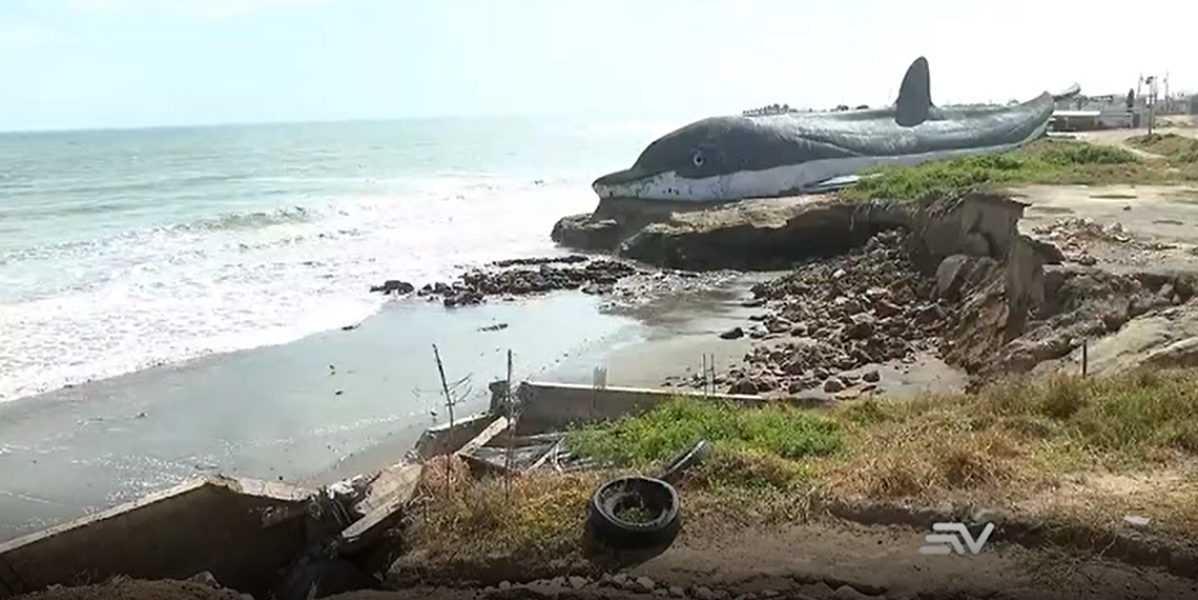 Fenómeno de El Niño: el aumento del nivel del mar destruye Playa Delfín, en Posorja