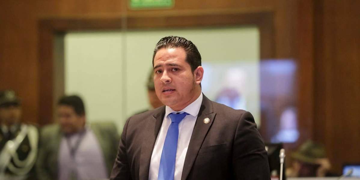 Ronny Aleaga señala que la acusación de la Fiscalía sobre Villavicencio es vil y miserable