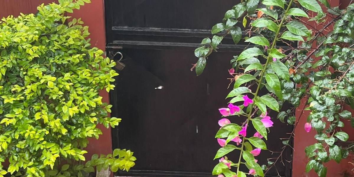 La vivienda del asambleísta manabita Carlos Vera fue atacada a tiros