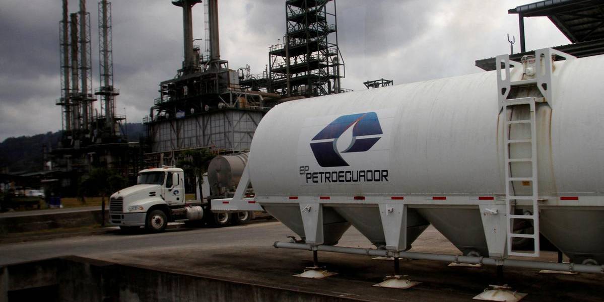 Petroecuador despidió a 936 empleados asegurando una depuración de personal sobrevalorado