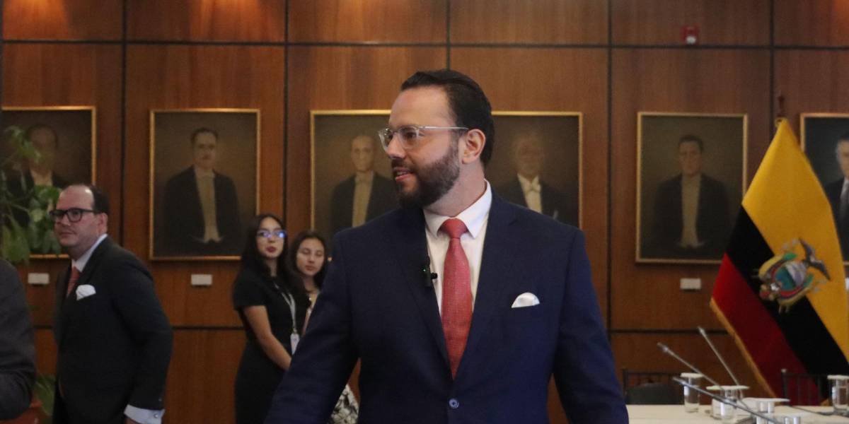 Fiscalización recomienda el juicio político a Gonzalo Albán, consejero del Cpccs