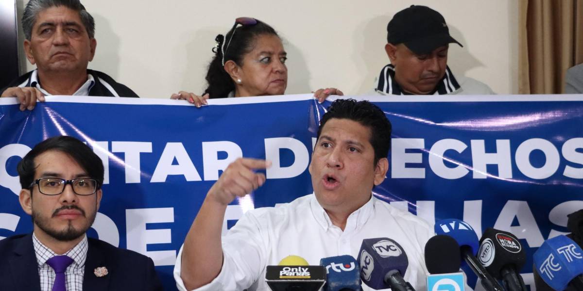 La sede del Comité de Trabajadores de CNEL fue allanada por Fiscalía y Policía