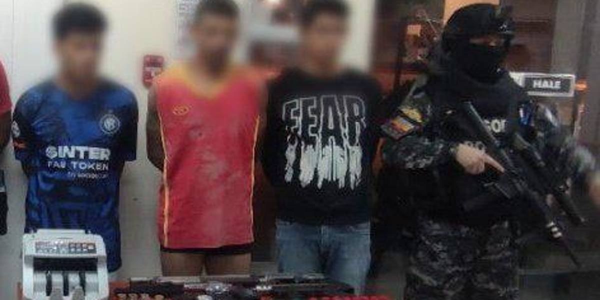 Policía detiene a vacunadores que pertenecían a 'Los Águilas', en Guayaquil