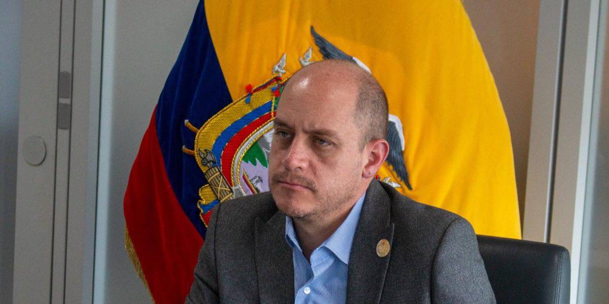 Julio José Prado renuncia al Ministerio de la Producción, Comercio Exterior, Inversiones y Pesca