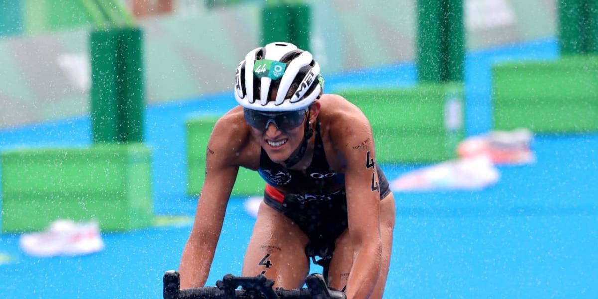 Elizaberth Bravo, eliminada del triatlón femenino de Tokyo 2020