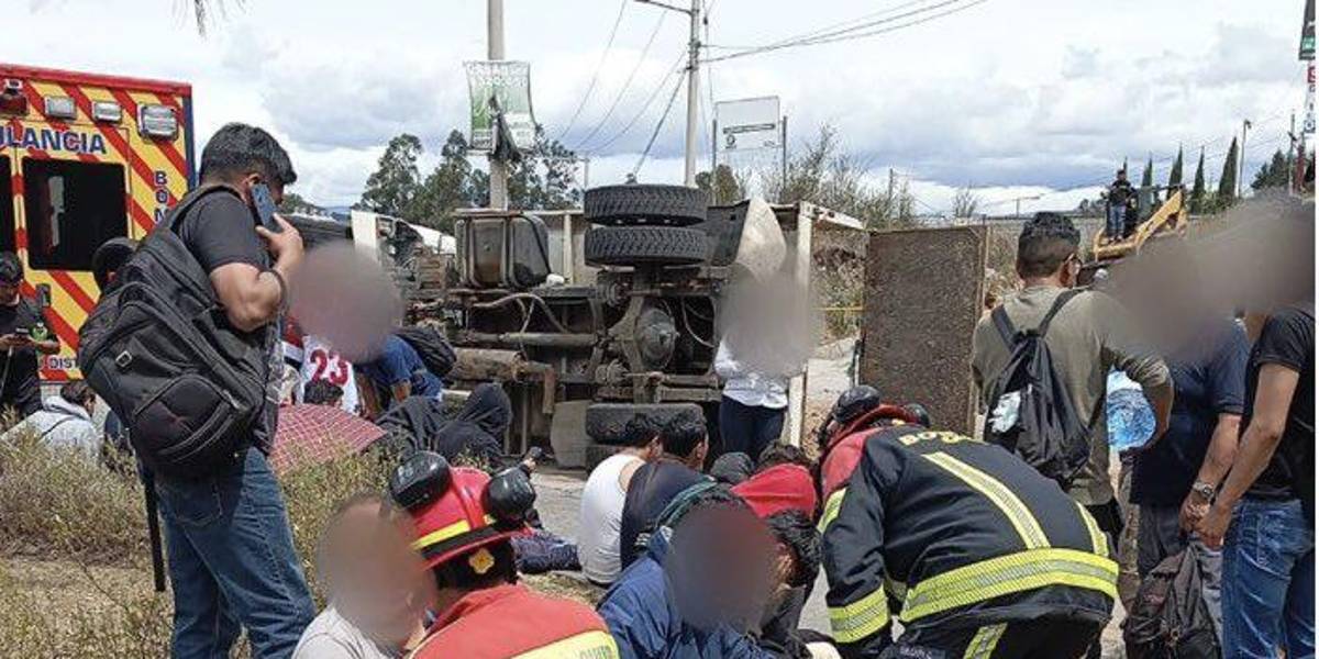Un carril de la Ruta Viva y Yanazarapata se cerró por un siniestro que dejó 14 heridos