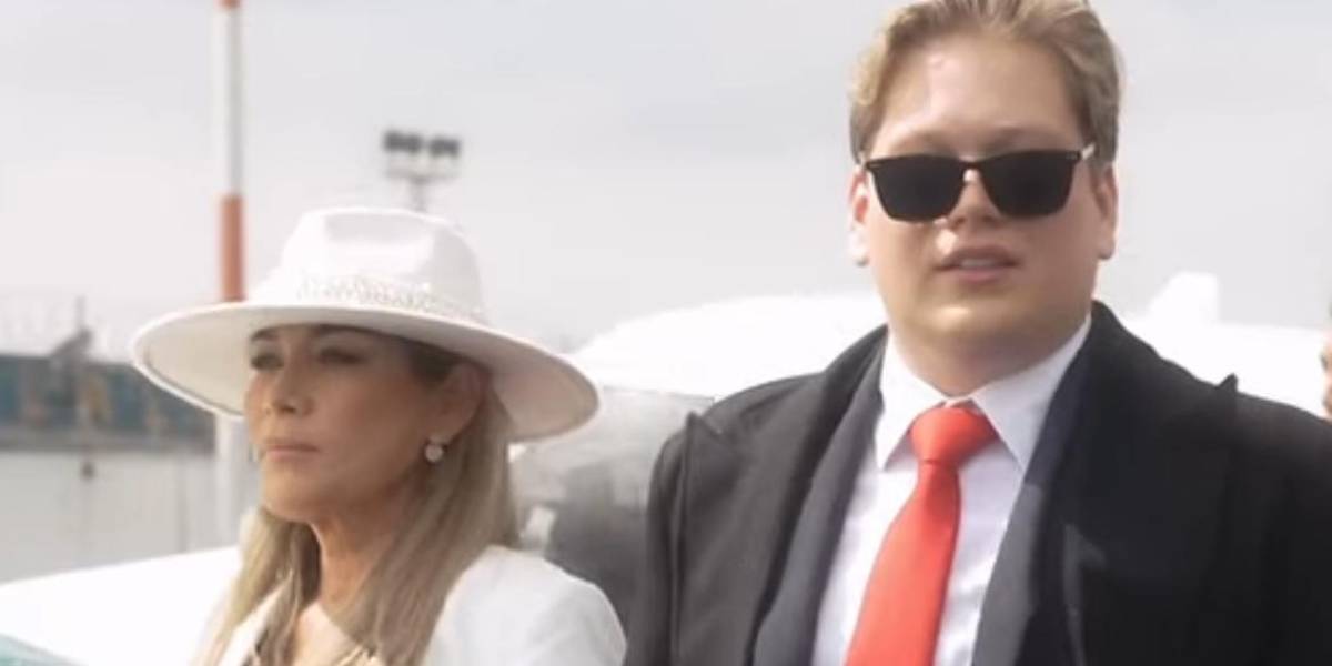 El Trump ecuatoriano: Iván Farah sorprende en las votaciones con alfombra roja y primera dama