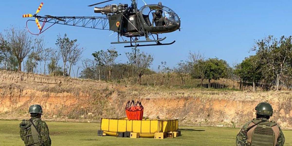 Aviones y helicópteros llegarán desde Perú para apoyar en las labores de extinción del incendio en Quilanga