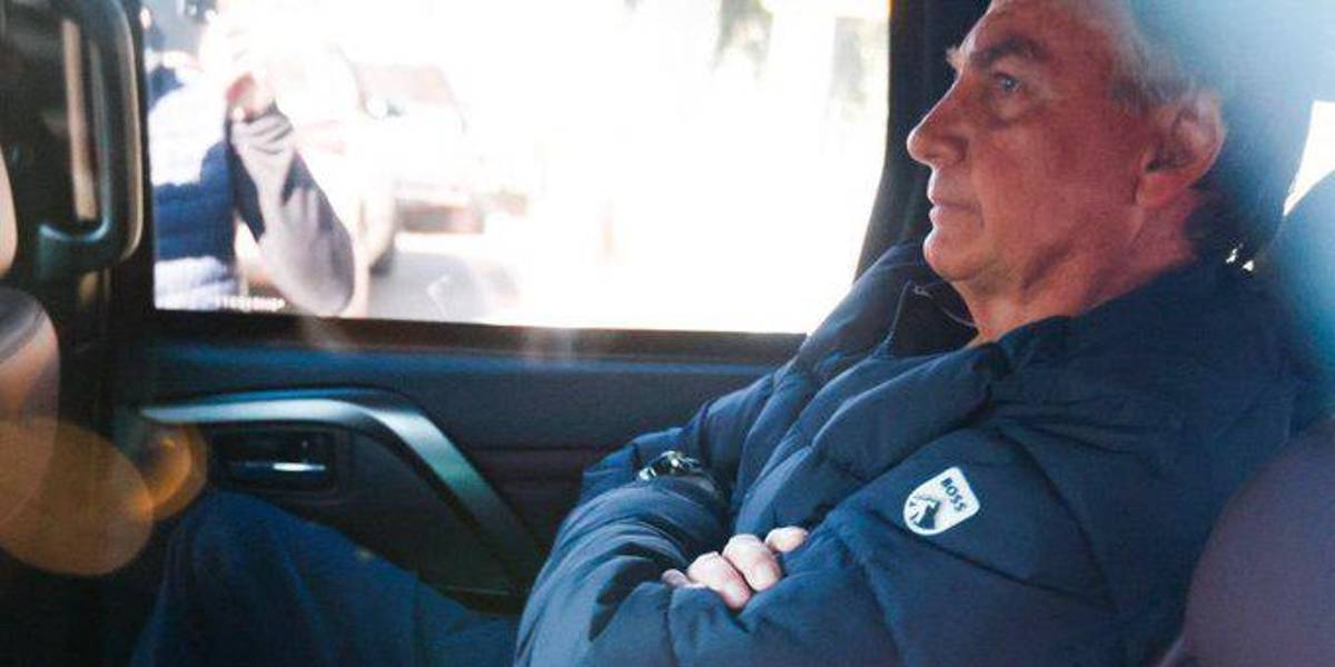 Tribunal brasileño ordena grillete electrónico al expresidente Jair Bolsonaro por sospechas de fuga