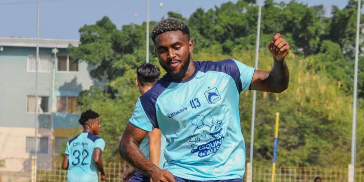 Ricardo Phillips demanda al Delfín SC por incumplimiento de contrato
