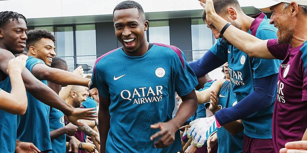 Willian Pacho destacó por su fuerza física en el PSG