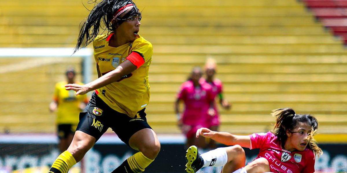 Barcelona SC y Dragonas IDV empatan sin goles en la final de ida de la Superliga Femenina