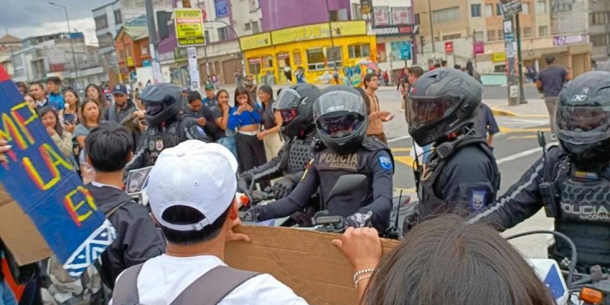 Un plantón de estudiantes de la Universidad Central registró incidentes con la Policía