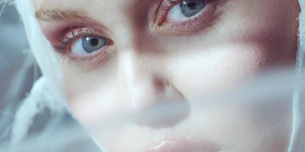 La nueva canción de Miley Cyrus se convierte en un puente hacia su padre Billy Ray