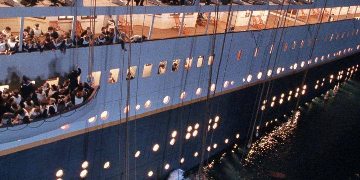 Este es el final alternativo de Titanic por el que James Cameron fue duramente criticado