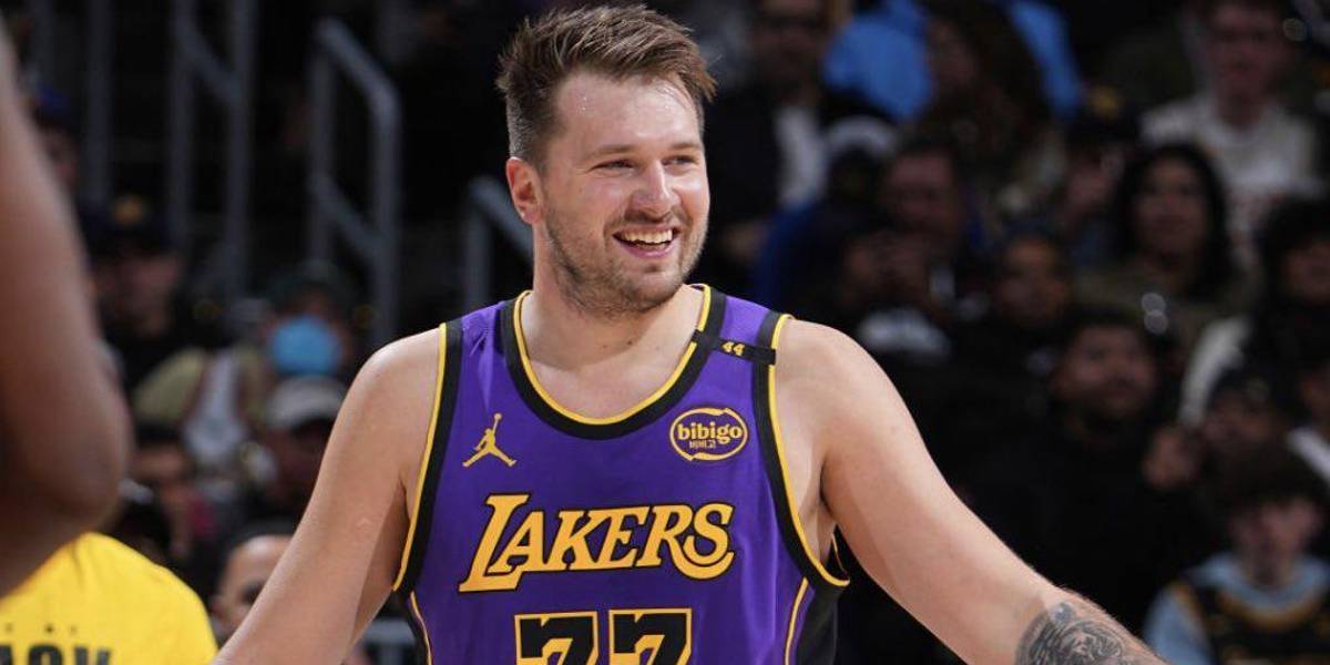 Luka Doncic se lució en la victoria de los Lakers