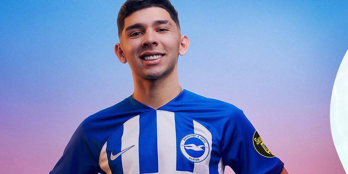 El Brighton presenta su nueva camiseta en medio de la duda sobre Moisés Caicedo y su futuro