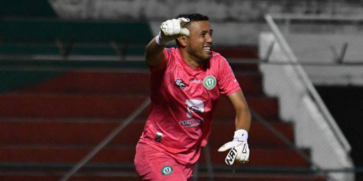 Liga de Portoviejo, en penales, eliminó a Macará y clasificó a los octavos de la Copa Ecuador