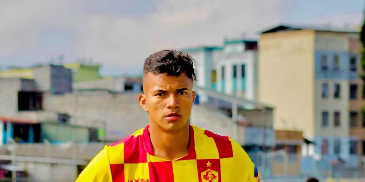 Cristhoper Zambrano saldrá del Aucas para firmar con Al Taawon