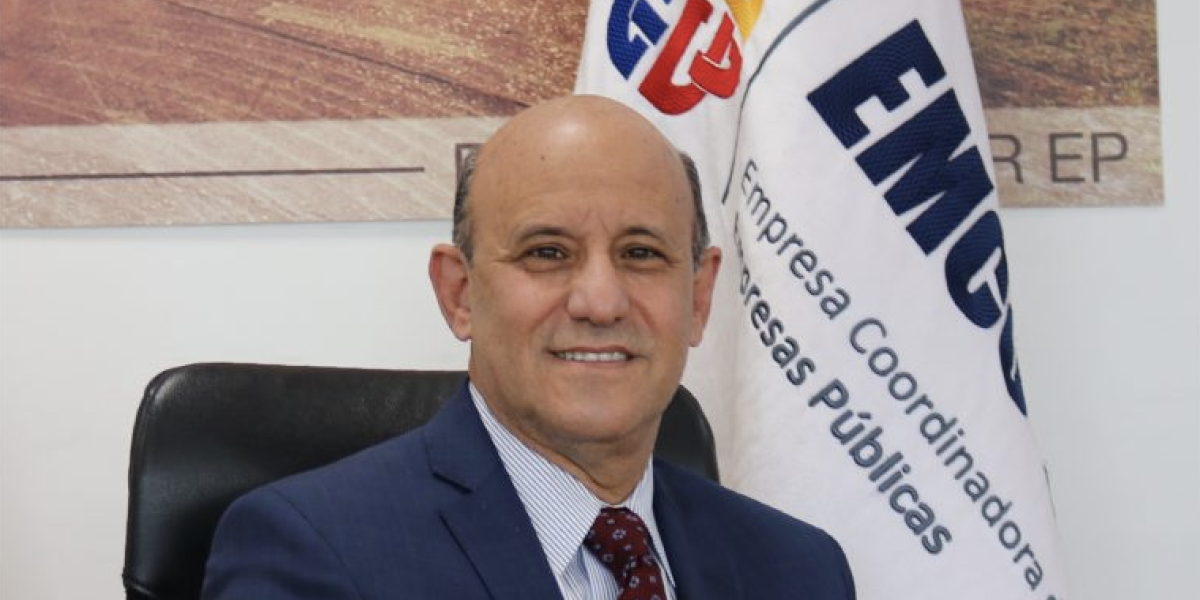 Hernán Luque en el directorio de EMCO.
