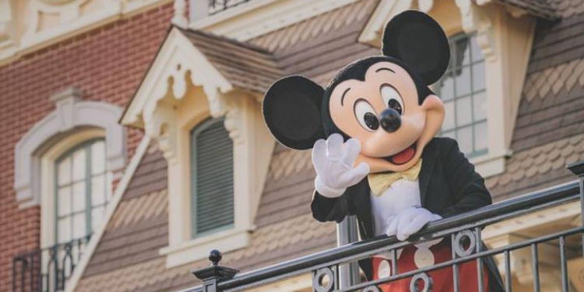 Mickey Mouse en parque temático de Disney