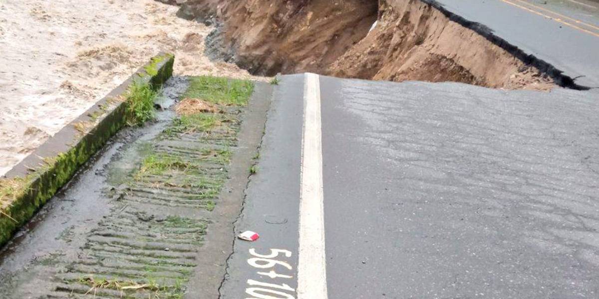 Conozca el estado de las vías Alóag - Santo Domingo y Mitad del Mundo - Río Blanco
