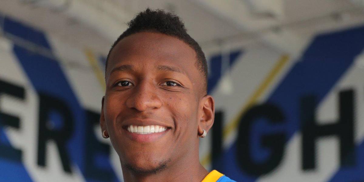 Pervis Estupiñán es nuevo jugador del Brighton de Inglaterra