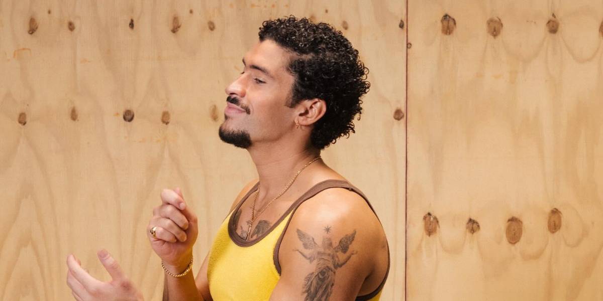 Bad Bunny sufre lesión de rodilla en medio de concierto