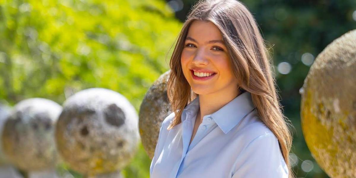 La infanta Sofía cumple 18 años lejos de casa, mientras España enfrenta apagones masivos