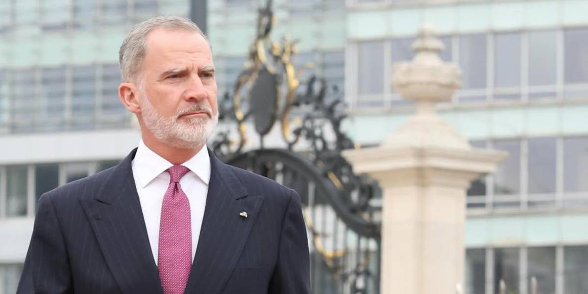 El rey Felipe VI sufre percance a bordo de embarcación durante la Copa del Rey de vela
