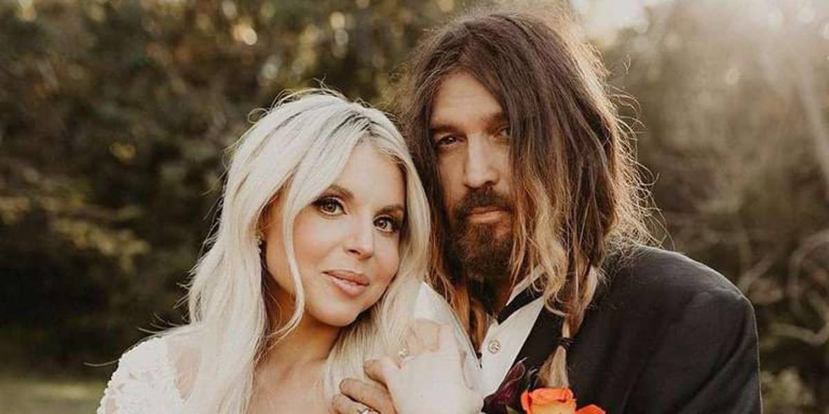 La exesposa de Billy Ray Cyrus lo acusó de maltrato