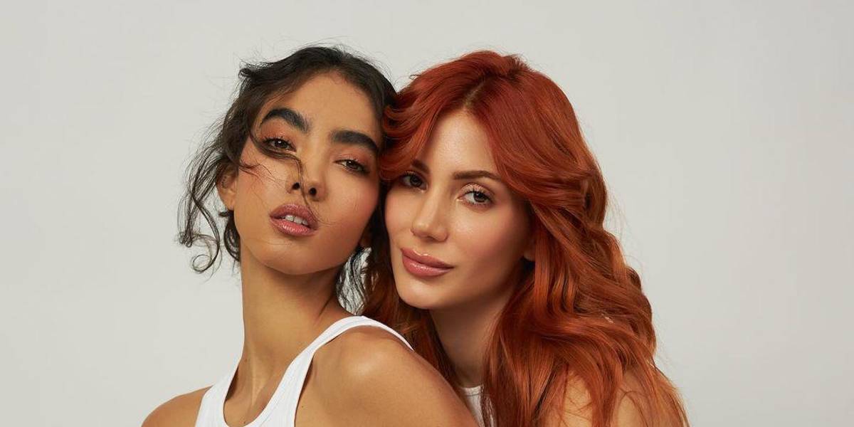 La historia de amor de las exreinas que se enamoraron tras bambalinas, ahora están casadas